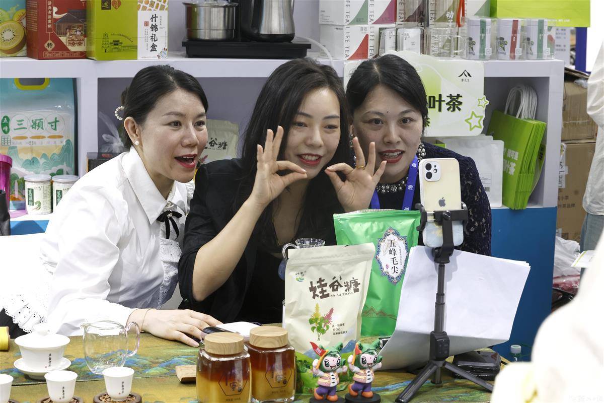易发游戏每天赠6元